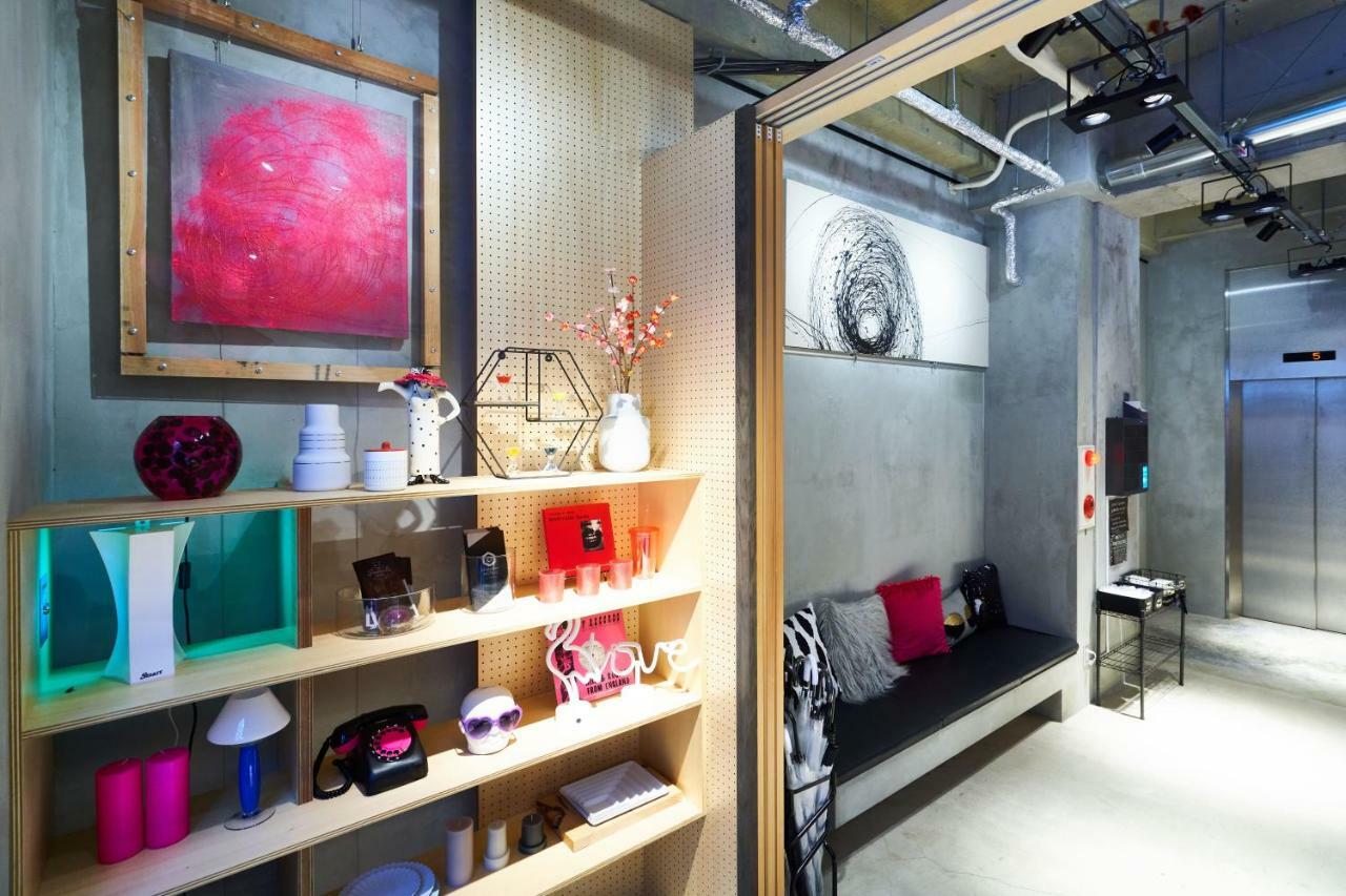Catalyst Art Hotel Osaka Exterior photo